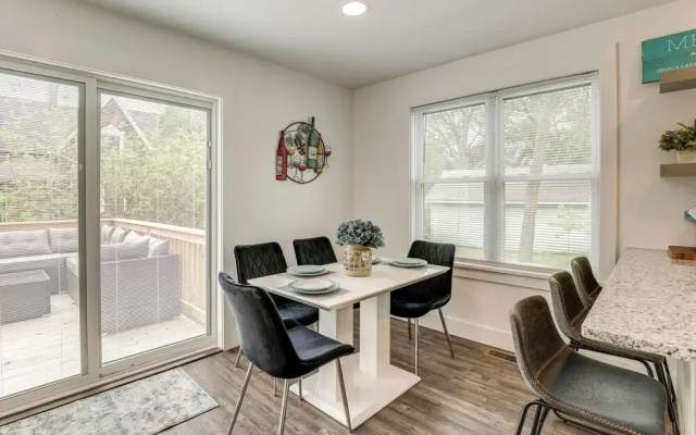 Walk to Downtown & Seneca Lake: Updated Retreat!