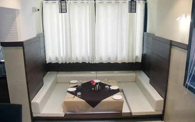 Hotel Saiprasad Executive