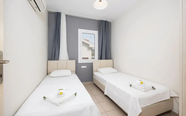 Safak Oasis Hotel