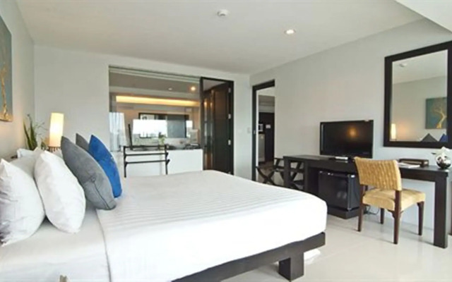 Отель Palmyra Patong Resort