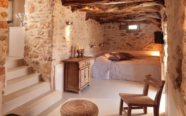 Themonies Luxury Suites