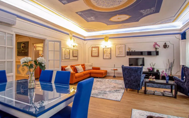 Maggio Apartment