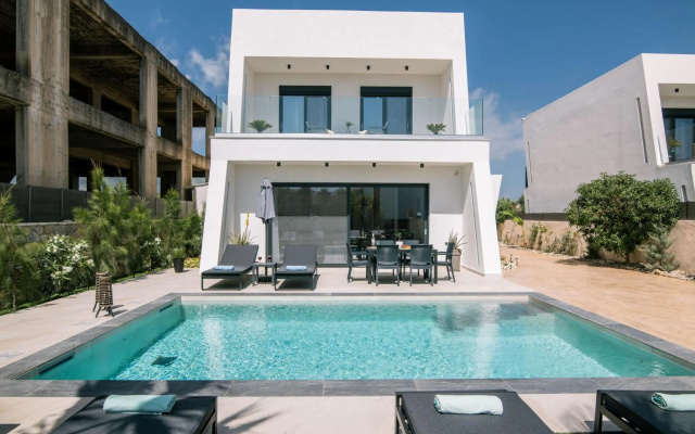 Sun White Villa