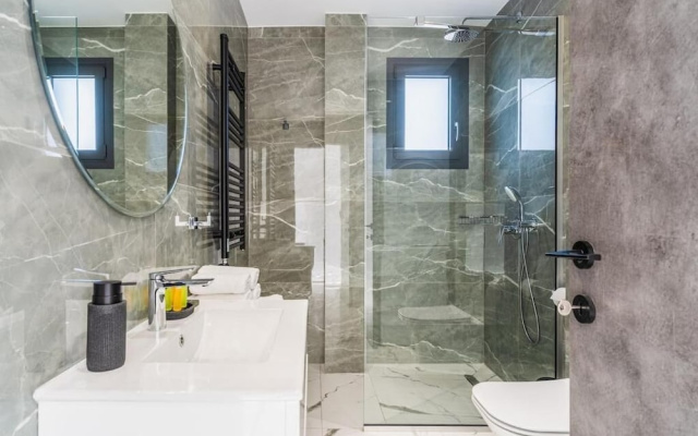 Casino & Mall Luxury Penthouse Suite