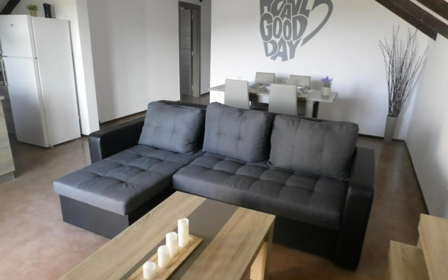 Armonia Apartment