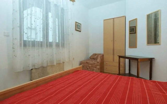 Apartment 1775
