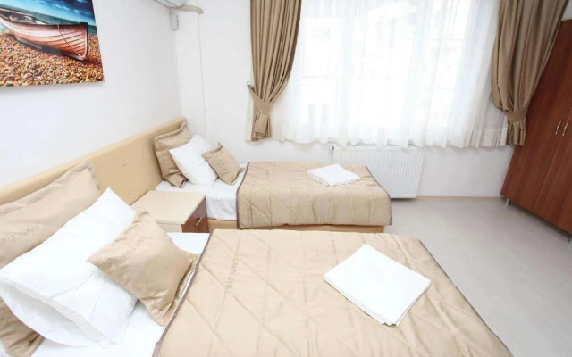 Nicoleport Hotel
