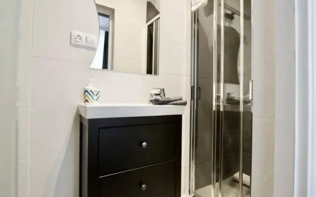 Premium Apartment by Hi5-Vaci str. 3 bedroom (220)