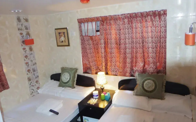 Dutch Hostel
