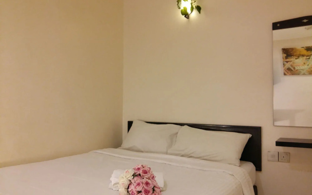 Live Com Hotel