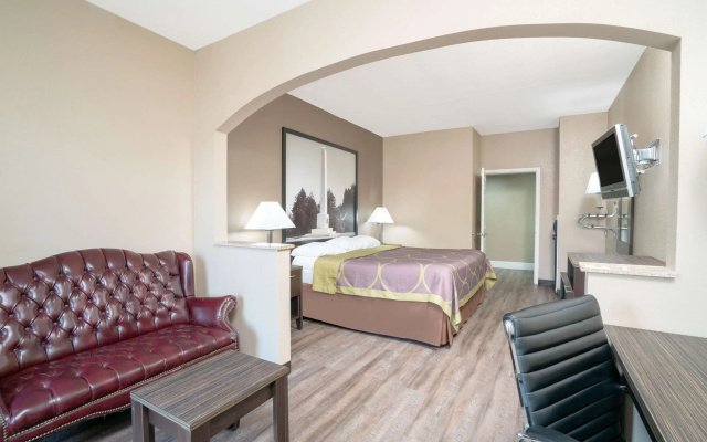 Super 8 by Wyndham Murfreesboro