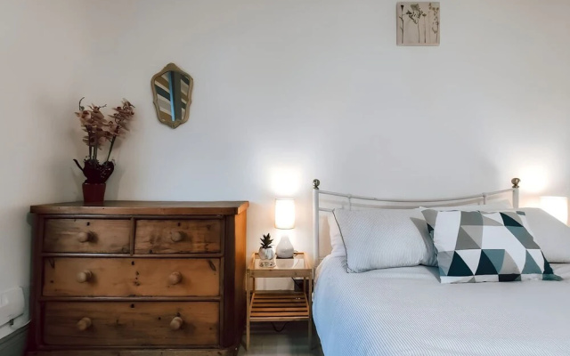 The Twickenham Apartment Near Strawberry Hill
