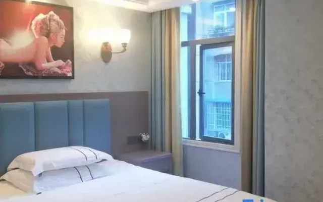 Hefeng Honghong Hotel