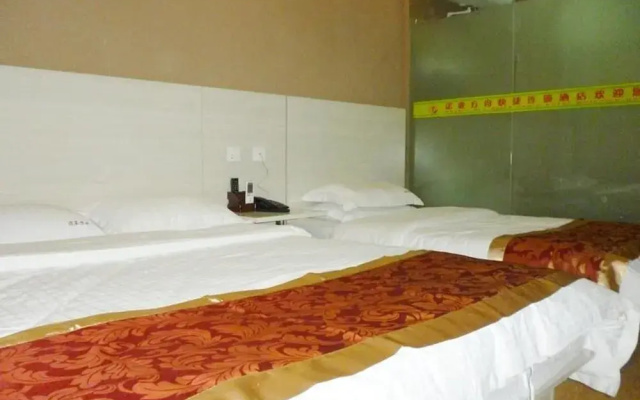 Noah's Ark Hotel