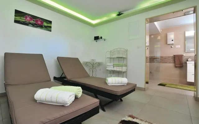 Amazing Home in Razanj With Sauna, Wifi and 6 Bedrooms