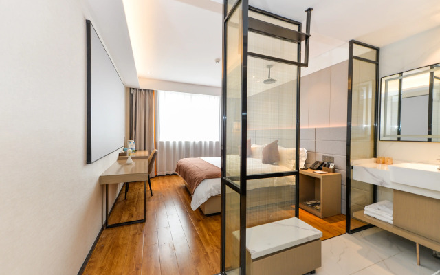 Gya Hotel