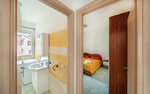 Awesome Apartment in La Maddalena With 1 Bedrooms