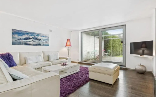 Peak Apartments