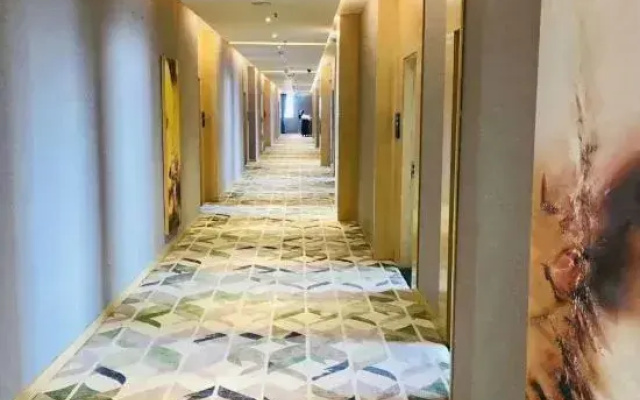 Thank Inn Hotel (Foshan Xilushan Eternal Love Scenic Area)