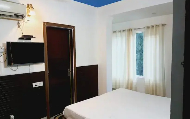 Bhawana Hotel
