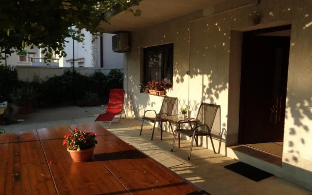 Nena's Place