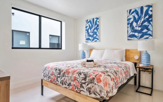 Miami Suite 303
