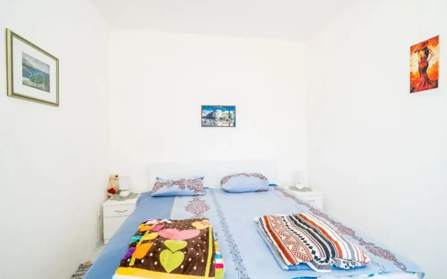 Apartment Kia