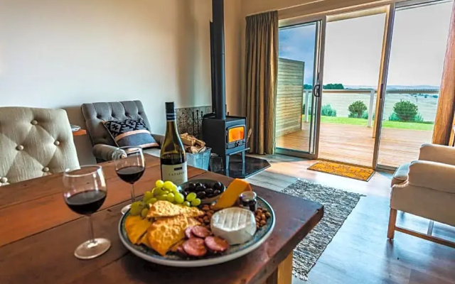 Coastal Lodge