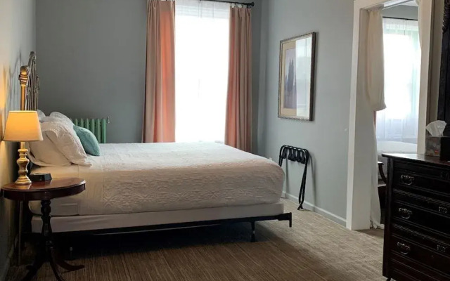 The Naples Hotel