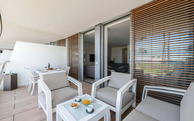 The Edge Apartment