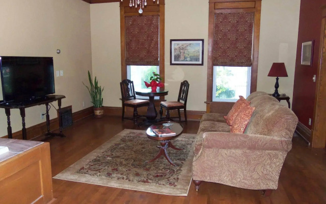 Diplomat Bed & Breakfast