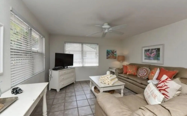 Avenue E #54489 - 3 Br Home