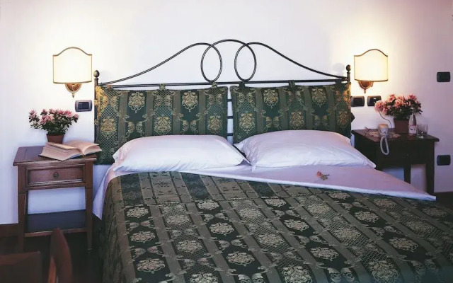 Albergo Falterona