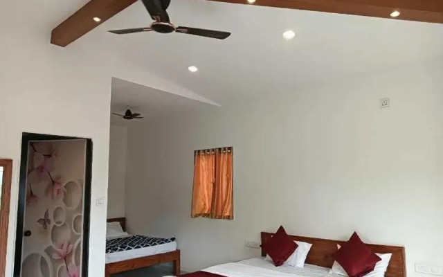 Green Heaven River Side Resort and Villa