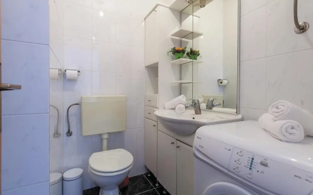 Beautiful Home in Omis With Wifi and 1 Bedrooms