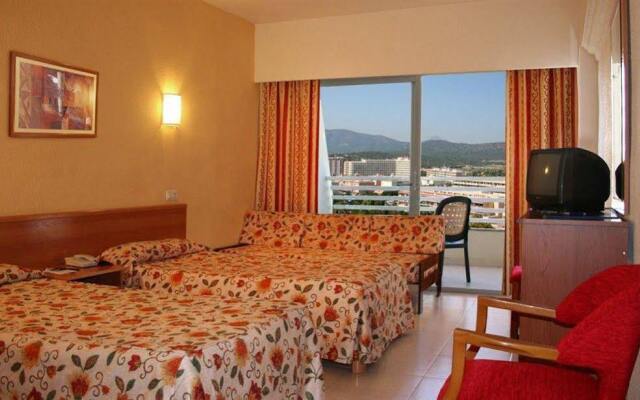 Marina Pax Hotel комната для гостей