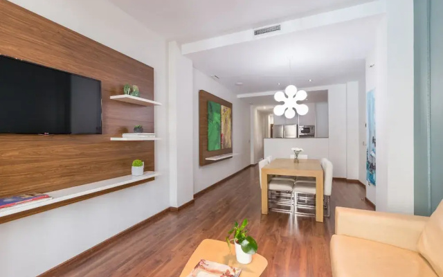 Apartamentos Centrum Luxe by Alterhotels