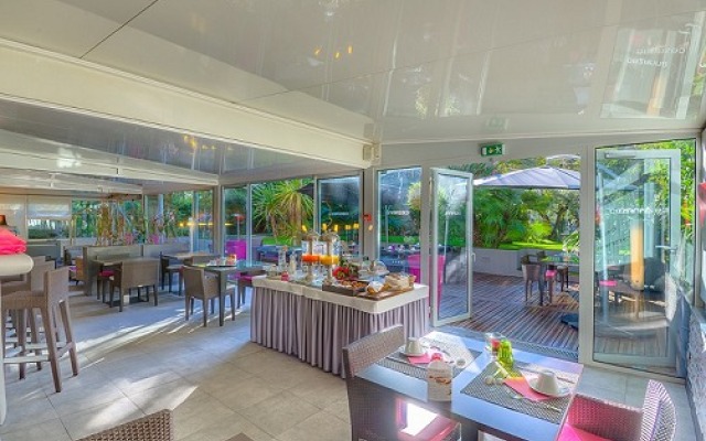 Отель Cézanne Hôtel Spa Франция, Канны - 1 отзыв об отеле, цены и фото номеров - забронировать отель Cézanne Hôtel Spa онлайн вид на фасад