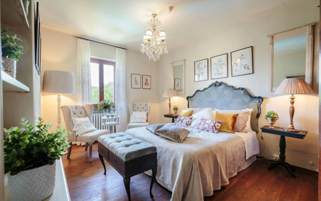 Bocciolo Stone Farmhouse