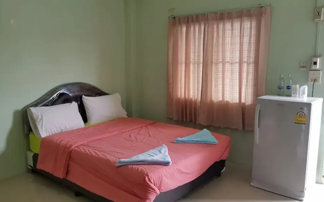 Tossawan Guesthouse