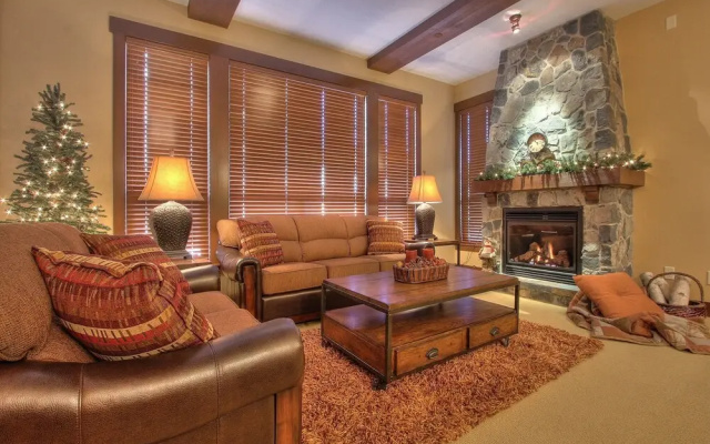 Stonegate Resort
