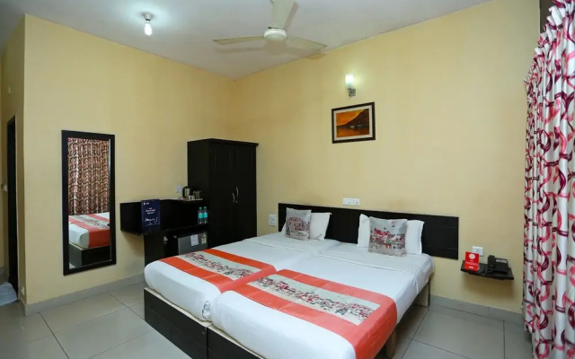 OYO 9219 Hotel Veenu International