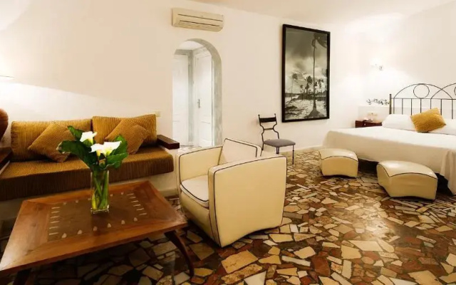 Hotel Punta Sur