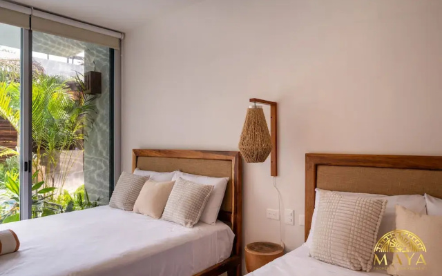 NHOA 107A Lux 2BR Condo Pool access in Aldea Zama