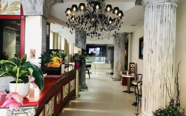 Hotel In