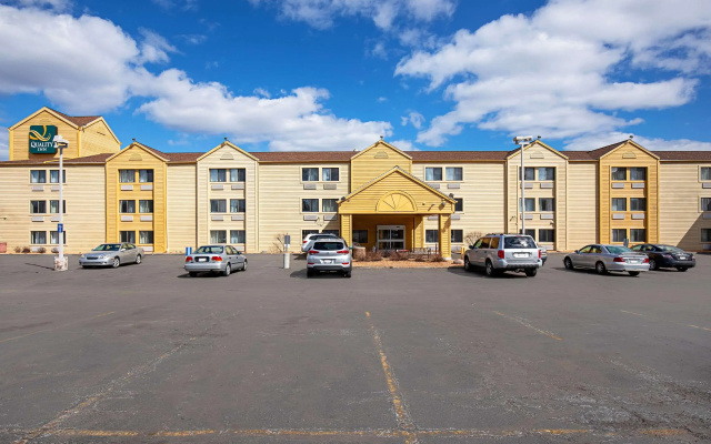 Quality Inn
