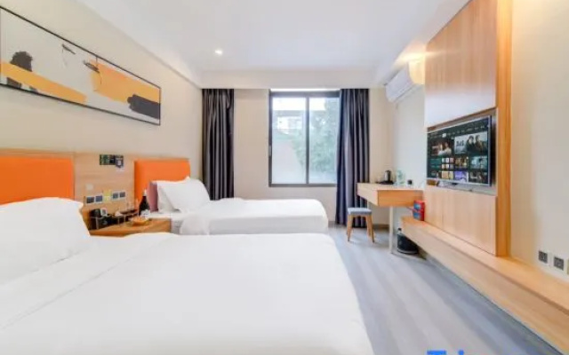 Junchao Light Luxury Hotel