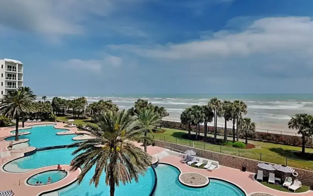Endless Summer by Ryson Vacation Rentals