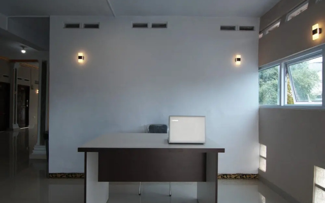 Hotel O White House SyariahNearOYO 93457 White House Syariah