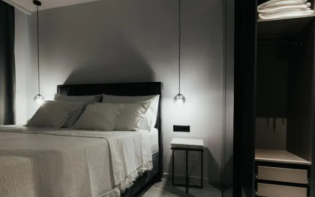 Apartment 1911
